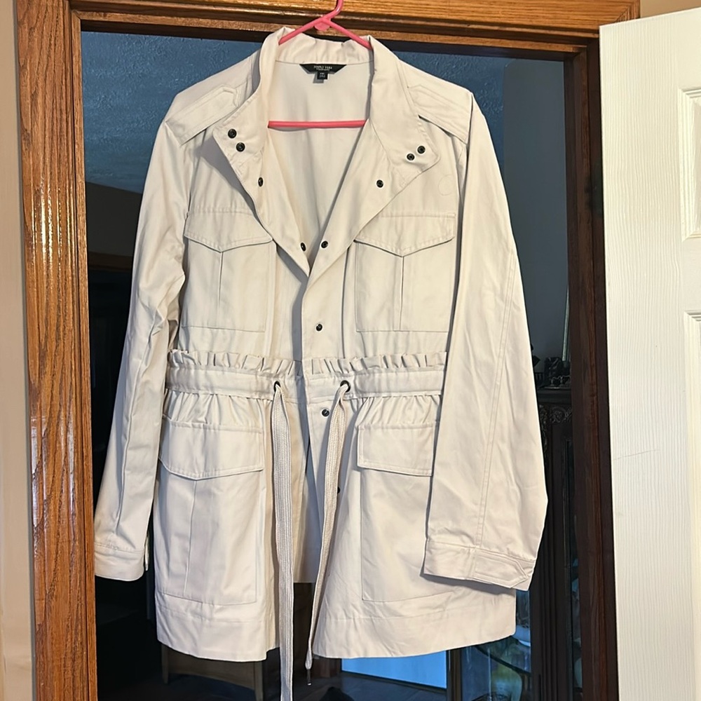 Vera wang rain jacket